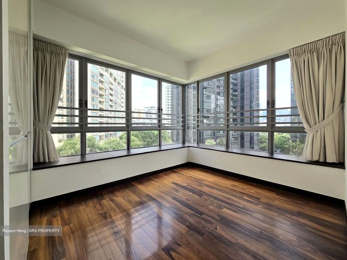 Starlight Suites (D9), Apartment #638692741